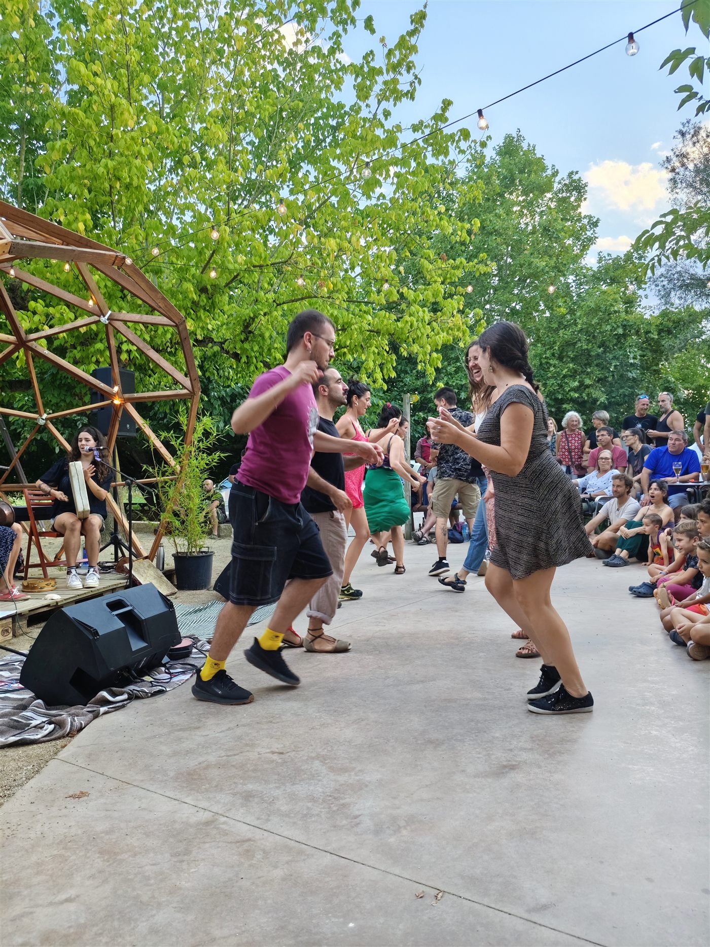 Expressió cultural arrelada — Arrela'm aquí 2025